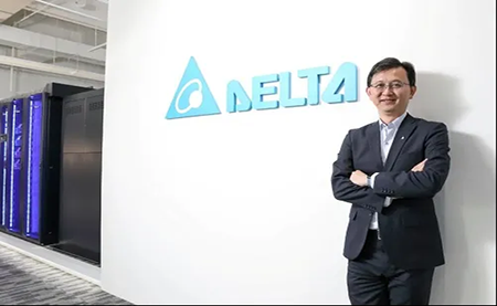 一塊黃仁勛簽名產(chǎn)品，揭露臺(tái)達(dá)野心　當(dāng)起AI服務(wù)器「水電專家」